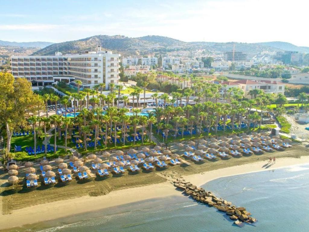 Grand Resort Beach Hotel By Leonardo